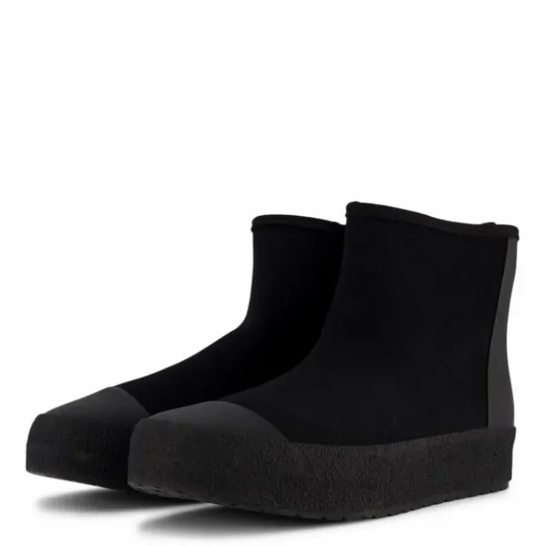 Arch Hybrid Black