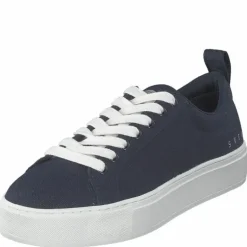 Arlo Three Navy