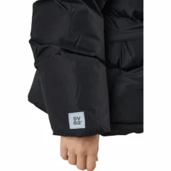 Beltet Short Padded Hood Jacke Black
