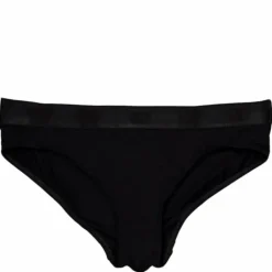 Ess' Cheeky Black