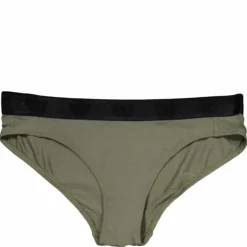 Ess' Cheeky Olive