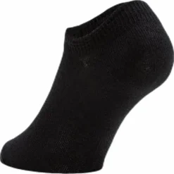 Essential No-Show Black