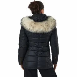 Eve Black/arctic