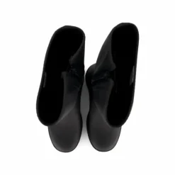 Halla Black