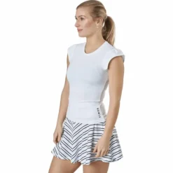 Lily Tee White