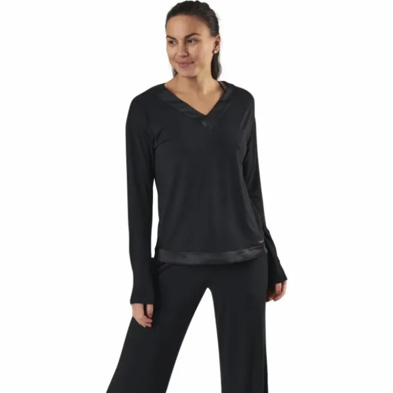 L/S V-Neck Black