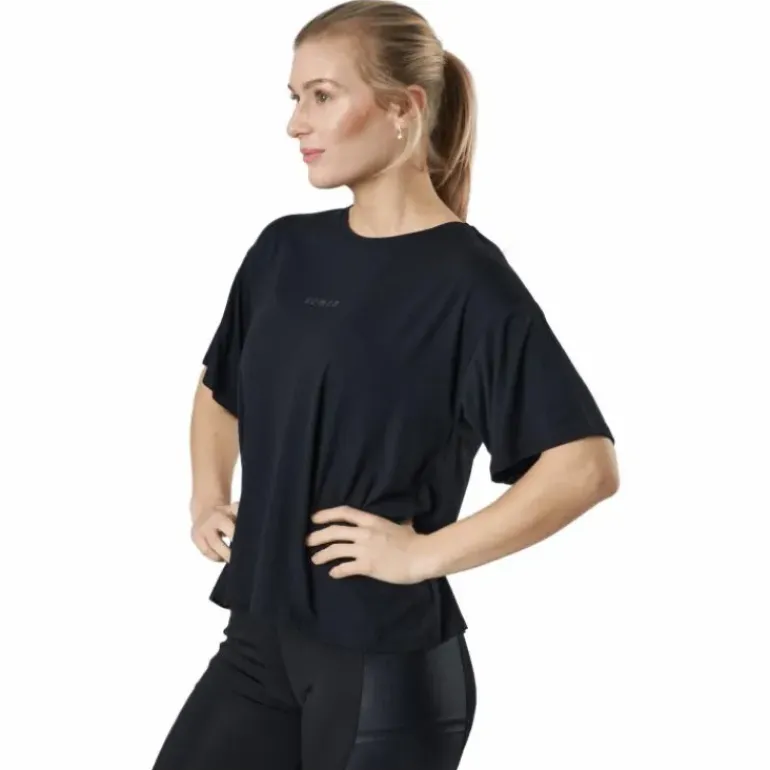 Luisa Tee Black