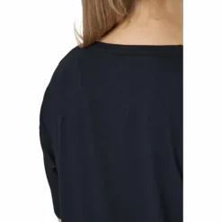 Luisa Tee Black