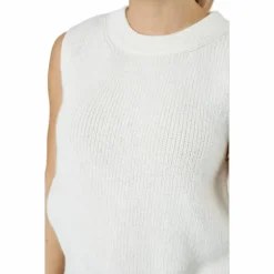 Onlparis Life Vest Knt Tofu
