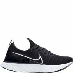 React Infinity Run Flyknit Black