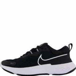 React Miler 2 White/Black