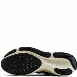 React Miler Black/Gold
