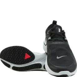 React Miler Shield White/Black