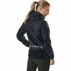 Shield Trail Running Jacket Black