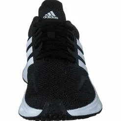 Showtheway 2.0 Shoes Core Black / Cloud White / Core Black