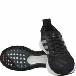 SolarGlide Shoes Core Black / Blue Oxide / Dash Grey