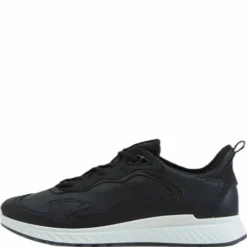 ST.1 Laced Shoes Black