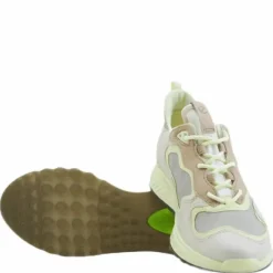 ST.1 Laced Shoes Yellow