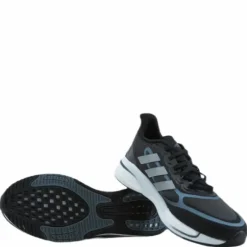 Supernova+ Shoes Core Black / Silver Metallic / Blue Oxide