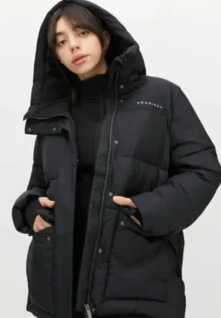 Suri Jacket Black