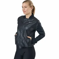 Swoosh Run Women's Running Jacket BLACK/WHITE