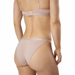 Tanga Cedar