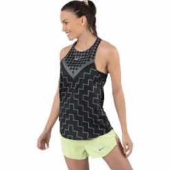Tank Runway Geo Grey