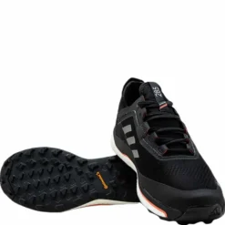 Terrex Agravic Flow GORE-TEX Trail Running Shoes Core Black / Grey Four / Signal Pink / Coral