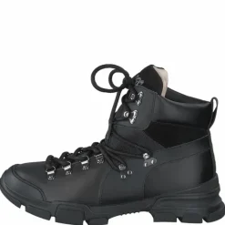 Tracking Boot Black