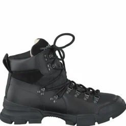 Tracking Boot Black